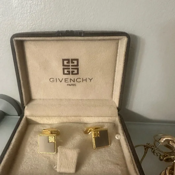 Givenchy Gold Square Cufflinks - Picture 1 of 1